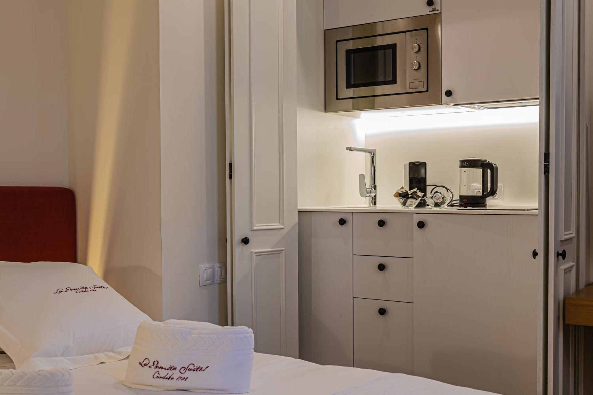 La Ermita Suites - Unico Hotel Monumento De Cordoue Extérieur photo